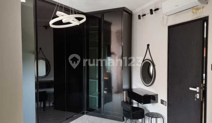 Quick Sale, 2Br Low Floor Corner Unit Fully Furnished in Gading Mediterania