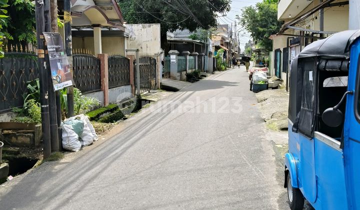Boarding House in Kebayoran Lama Area, Easy Access and Fully Occupied 1