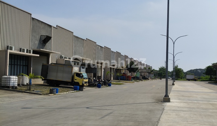 Ready-to-Use Warehouse in Airport City, Container Access Near Soekarno Hatta Airport