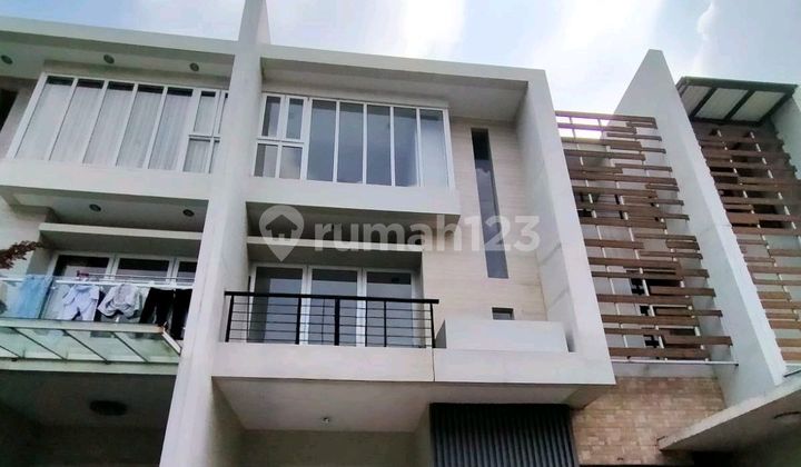 Rumah Baru di Lucky Park Grisenda dengan Lokasi Berdekatan Pik dan Akses Tol Juga ke Arah Bandara, Rumah Sakit dan Lain Lain Rumah Baru di Lucky Park Grisenda dengan Lokasi Berdekatan Pik dan Akses Tol Juga ke Arah Bandara, Rumah Sakit dan Lain Lain
