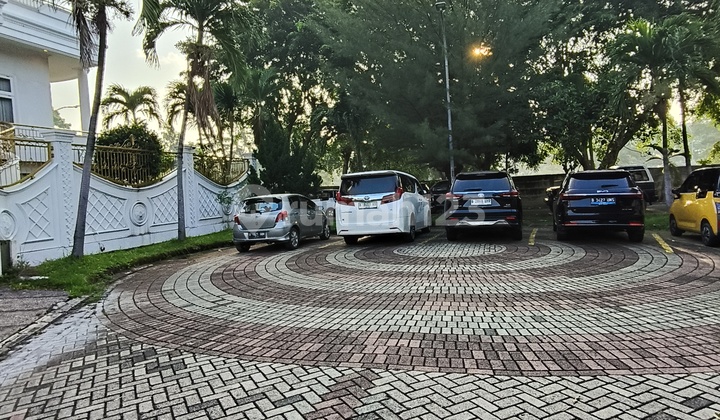 Rumah Lama Di Wilayah Pantai Indah Kapuk 2