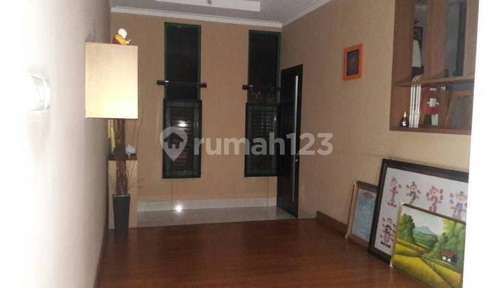 Ready-to-Occupy House in Muara Karang Area, Easy Access with Many School Facilities and Muara Karang Culinary Center or Market 2