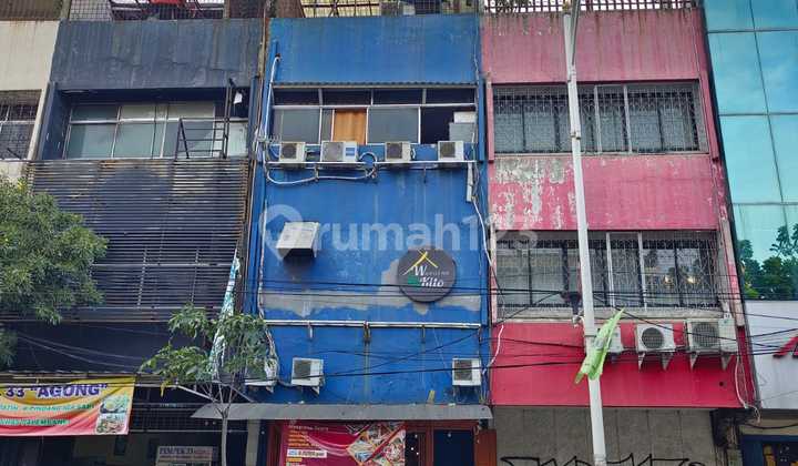 Ruko Biak , Akses Ramai dan di Jalan Raya