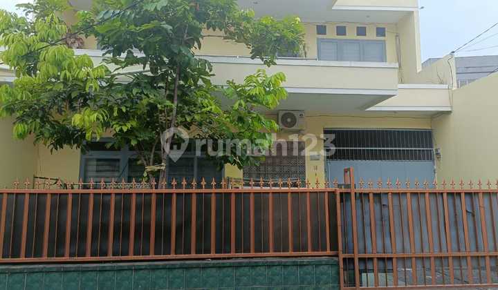 Rumah Petamburan Tanah Abang, Kondisi Masih Rapi Dan Siap Huni Rumah Petamburan Tanah Abang, Kondisi Masih Rapi Dan Siap Huni