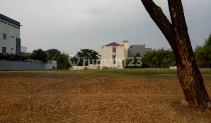 Lot in BSD Area, Suitable for Various Businesses, Busy Street, Close to Toll Road Lot in BSD Area, Suitable for Various Businesses, Busy Street, Close to Toll Road