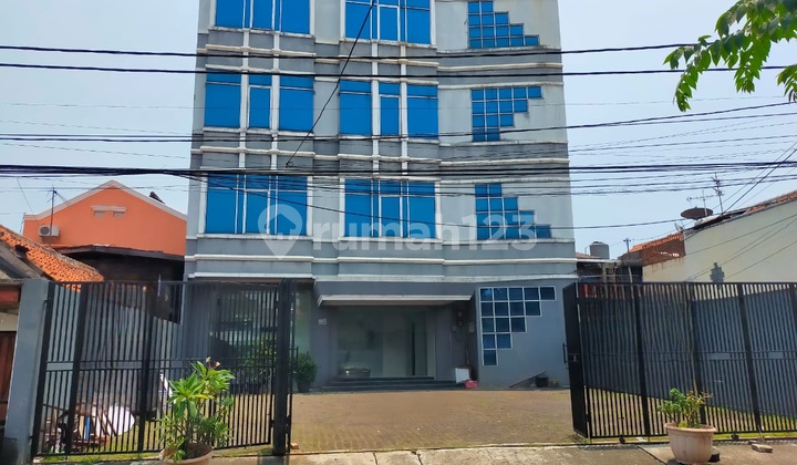 Gedung Di Wilayah Kemayoran, Akses Mudah Berdekatan Dengan Jalan Tol Dan Juga Ji Expo Kemayoran Gedung Di Wilayah Kemayoran, Akses Mudah Berdekatan Dengan Jalan Tol Dan Juga Ji Expo Kemayoran