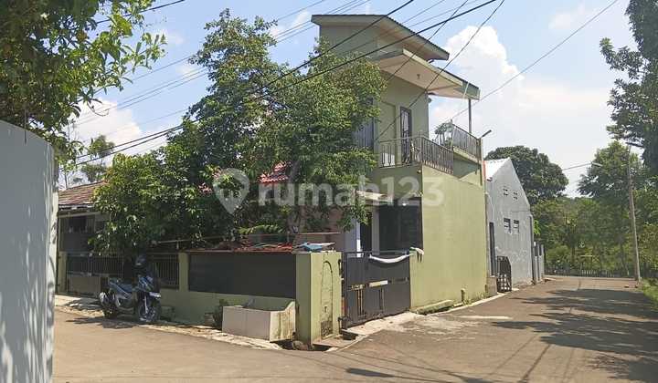 Minimalist House Hock Taman Kenari Housing 2