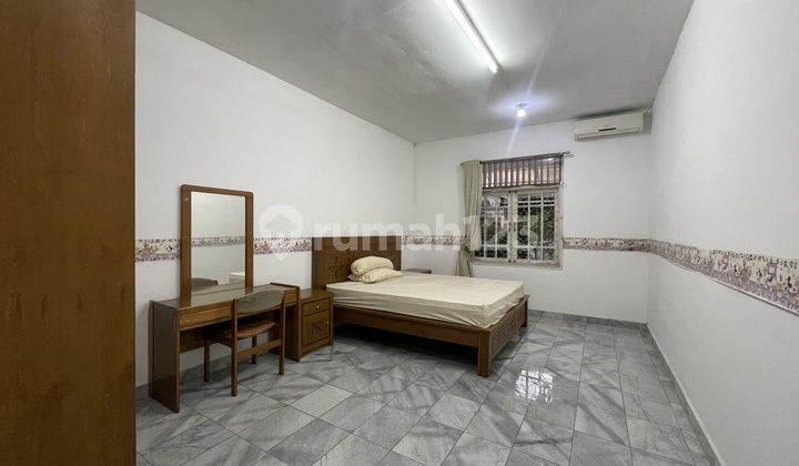 Rumah Siap Huni Lokasi strategis selangkah ke Pondok Indah 2