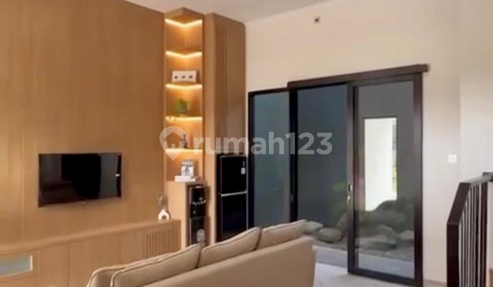 Rumah Cantik Siap Huni di Arcamanik Bandung