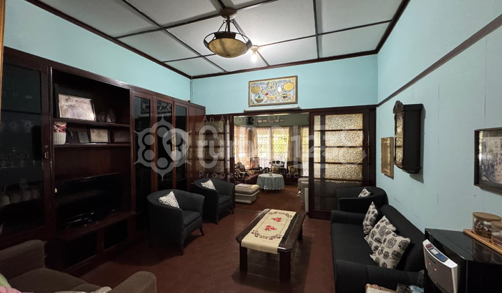 For Sale rumah dengan 11 kamar di Dago, Bandung For Sale rumah dengan 11 kamar di Dago, Bandung