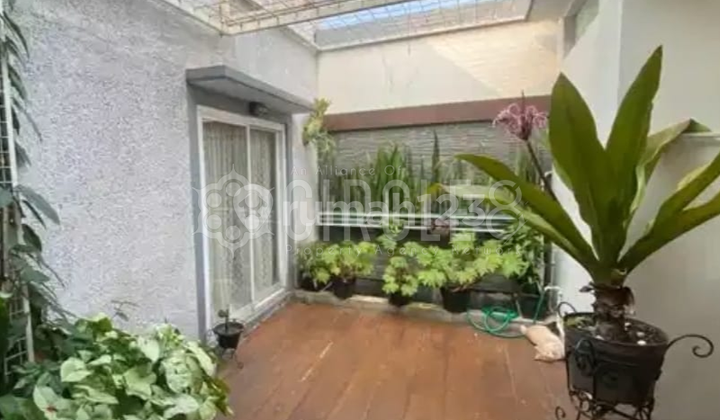 Rumah luas untuk keluarga besarmu di Griya Mas Residence, Bandung 2