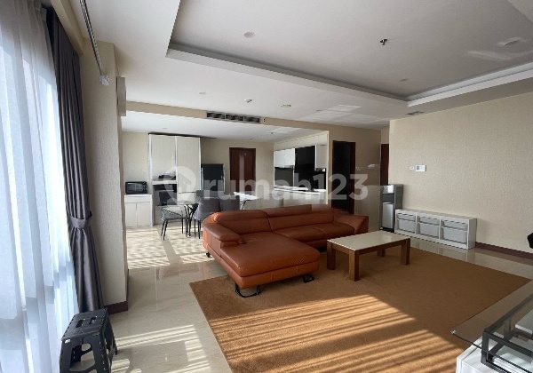 Luxury Apartment for Sale at Hegarmanah Residence