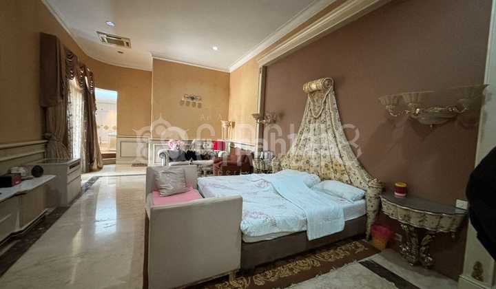 Luxury House, Furniture Lengkap Diarea Elite Setra Duta, Bandung 2