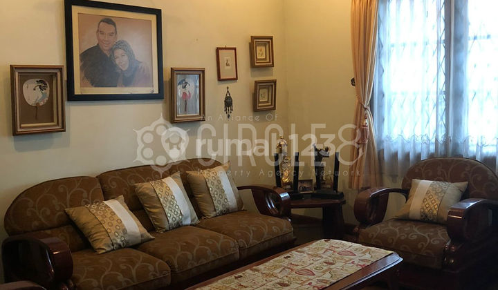 Rumah dengan Kenyamanan Sejati di Cijagra, Bandung Rumah dengan Kenyamanan Sejati di Cijagra, Bandung