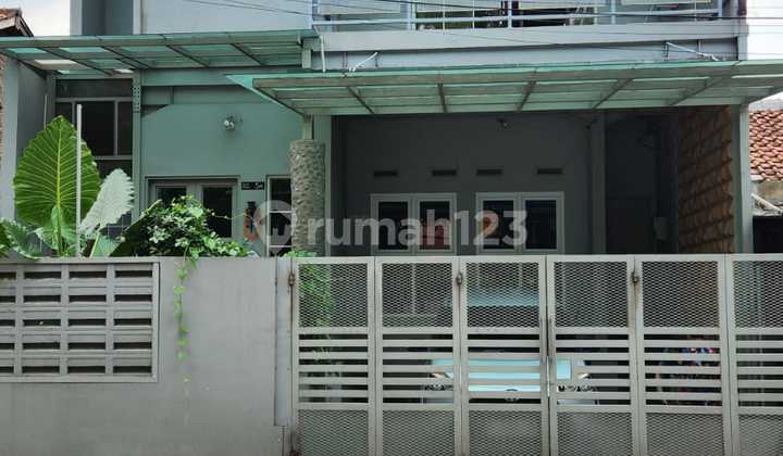 Rumah Industrial Elegan Dekat Dengan Pusat Kota Bandung