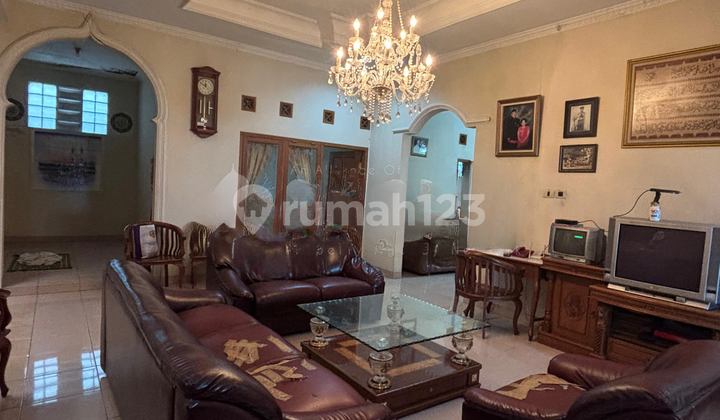 Sukajadi House Bandung 10 Rooms with SHM Certificate 2