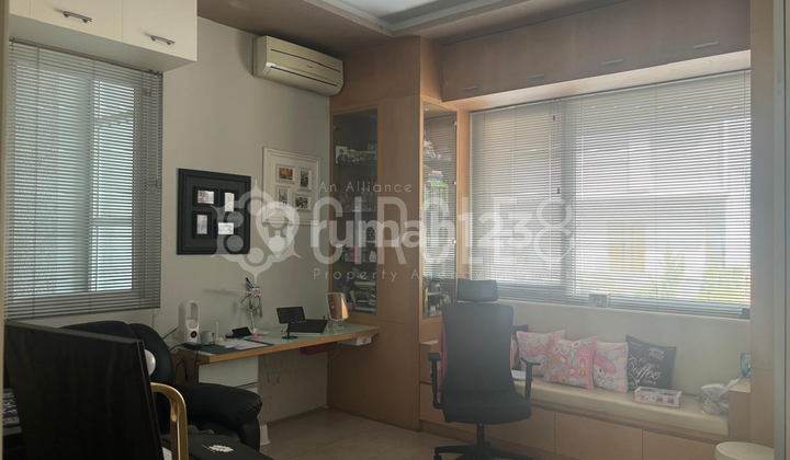 Rumah mewah kawasan Private Residence di Singgasana, Bandung