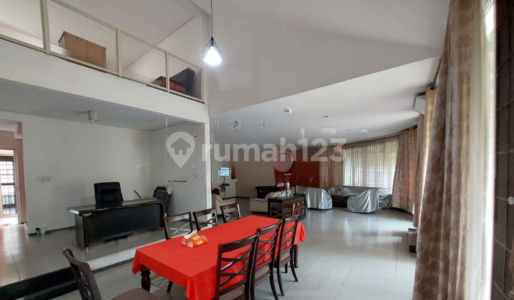 Semi-Furnished Spacious House in Antapani, Bandung