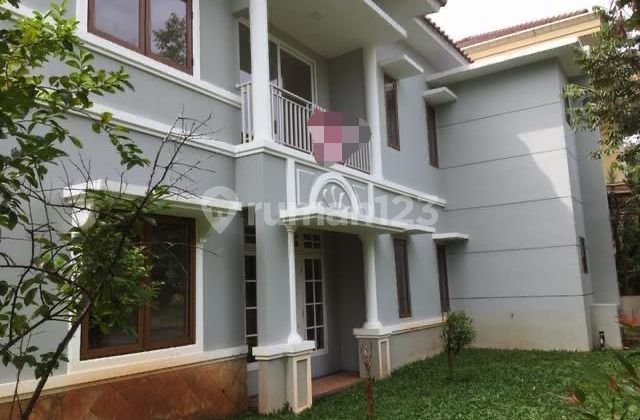 Dijual Rumah Hoek 2 Lantai Di Legenda Wisata 2