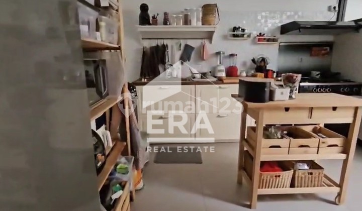 Dijual Rumah 3Lt di Legenda Wisata (Bangunan Baru) 2