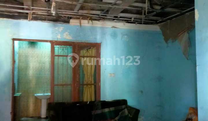 Dijual Rumah 2lt Standart Butuh Renov Di Legenda Wisata 2