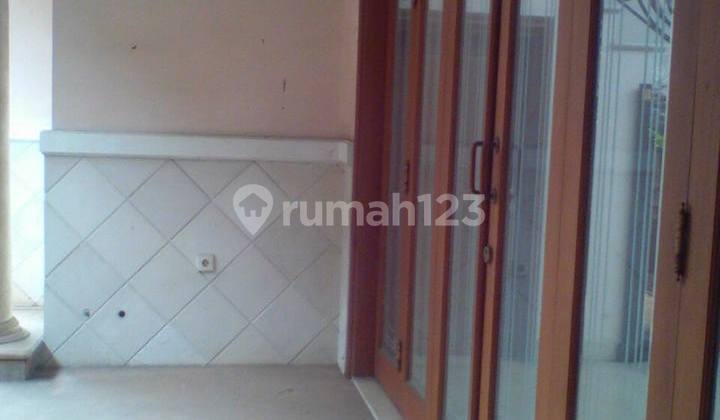 For Sale Luxurious 2-Story House On Boulevard Raffles Hill