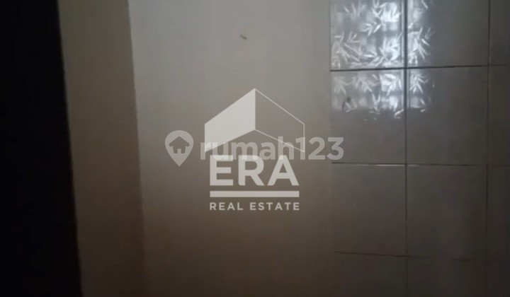 2-story house for rent in Kota Wisata. 2