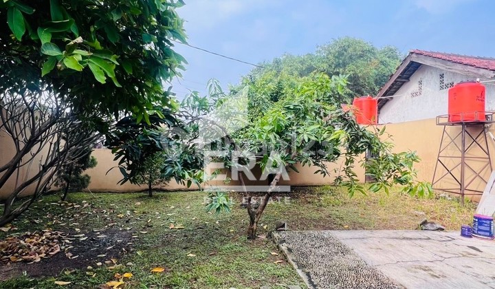 Dijual Rumah 'Lt di Bekasi Timur