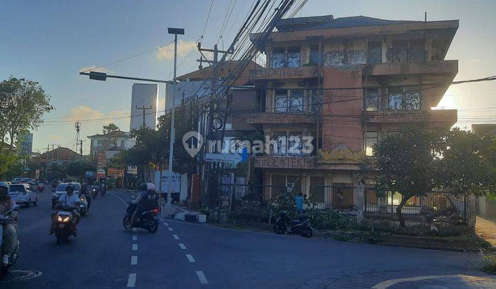 Tanah Strategis Di Jalan Teuku Umar, Lokasi Yang Sangat Menguntungkan Karena Berada Dekat Dengan Mall Level 21, Salah Satu Pusat Perbelanjaan Terkemuka Di Kota Denpasar. Tanah Strategis Di Jalan Teuku Umar, Lokasi Yang Sangat Menguntungkan Karena Berada Dekat Dengan Mall Level 21, Salah Satu Pusat Perbelanjaan Terkemuka Di Kota Denpasar.