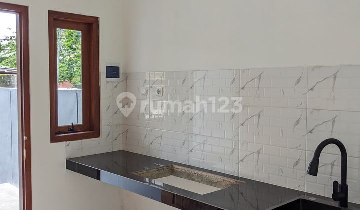 Ready-to-Occupy House in Mlati Sleman - Quiet Location & Easy Access 2