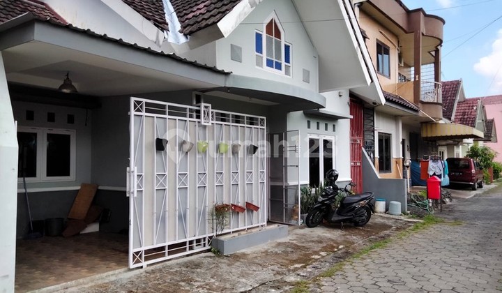 Beautiful Fully Furnished House Strategic Location in Sinduadi Mlati Sleman