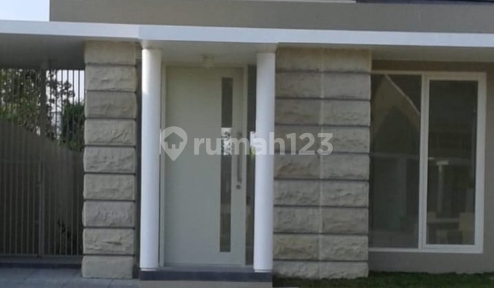 Rumah Tinggal Minimalis dalam Perum Citra Grand Mutiara Gamping Sleman. Rumah Tinggal Minimalis dalam Perum Citra Grand Mutiara Gamping Sleman.