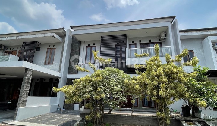 Rumah Mewah Di Pondok Permai Babarsari, Dekat Kampus AtmaJaya dan UPN.