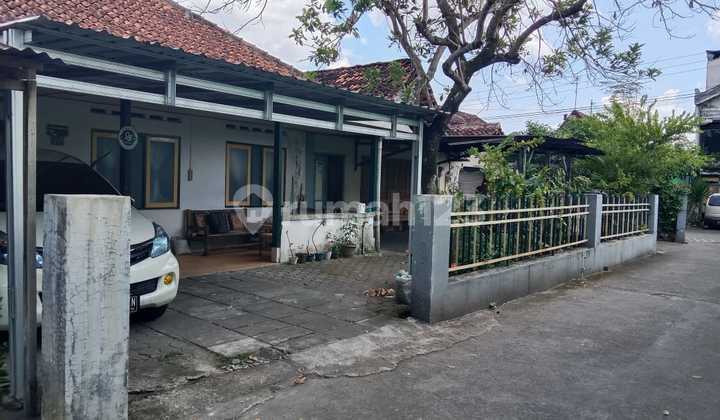 Lokasi Strategis, Tanah 290 m2 Dekat Kampus UNY & UGM, Cocok untuk Bisnis Kost Lokasi Strategis, Tanah 290 m2 Dekat Kampus UNY & UGM, Cocok untuk Bisnis Kost