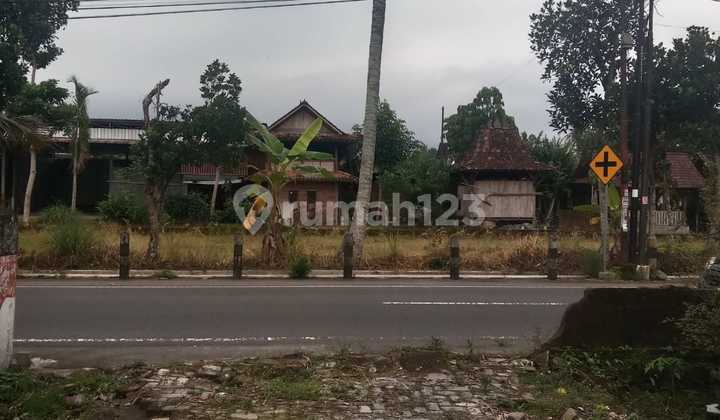 Vacant Land for Sale in Rejosari, Sardonoharjo, Ngaglik - Strategic Location & Comfortable Environment Vacant Land for Sale in Rejosari, Sardonoharjo, Ngaglik - Strategic Location & Comfortable Environment