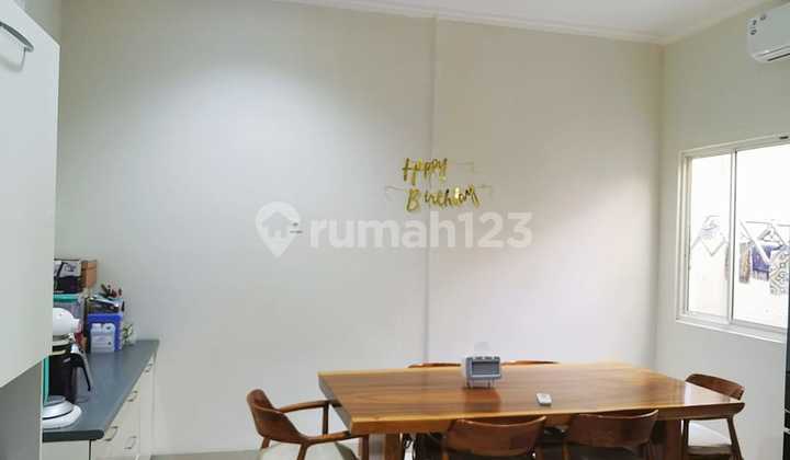 Quick Sale: House in Maxwell Cluster, Gading Serpong 2