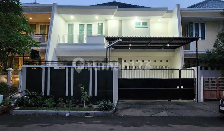 Dijual Rumah Bagus Siap Huni di Intercon Kebun Jeruk Dijual Rumah Bagus Siap Huni di Intercon Kebun Jeruk