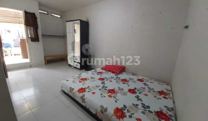Dijual 1 Unit Rumah + Kost2an Di Ciledug Dijual 1 Unit Rumah + Kost2an Di Ciledug