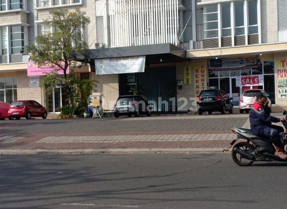 Ruko Mega Boulevard Harapan Indah 2, sbrg Pasar Modern.