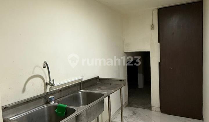 RUMAH CENDANA PIK  Uk 10x18 HOEK ( 13x18 )  2,5 lantai  2