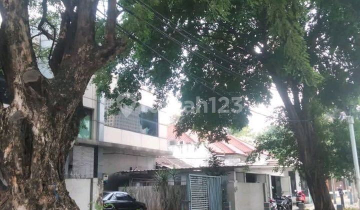Dijual Rumah Jalan Senopati Kebayoran Baru 1