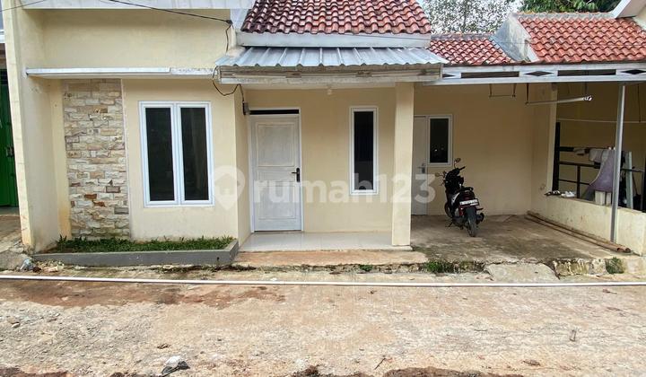 Affordable 1-story house with SHM certificate, strategic location, limited units available. Affordable 1-story house with SHM certificate, strategic location, limited units available.