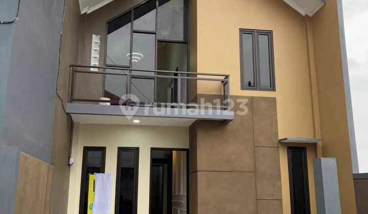 rumah 2 lantai 3KT, 2KM lokasi strategis dekat ke stasiun citayam