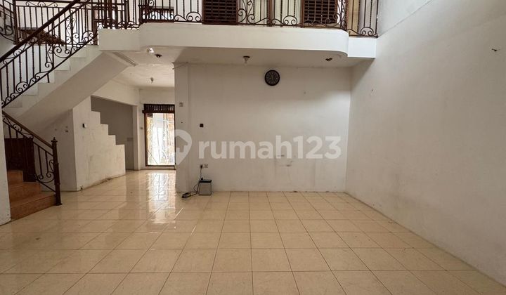 Disewakan Cepat Rumah 2 Lantai di Rawamangun