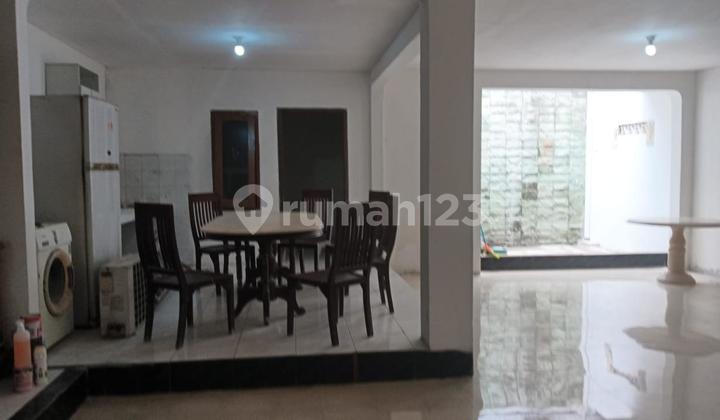 Rumah Rapi Siap Huni Di Pulomas Barat Semi Furnish 2