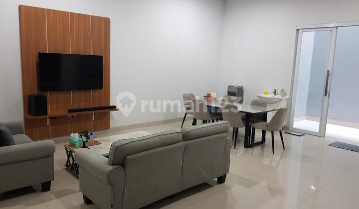 Nice House with SHM in Gading Residence