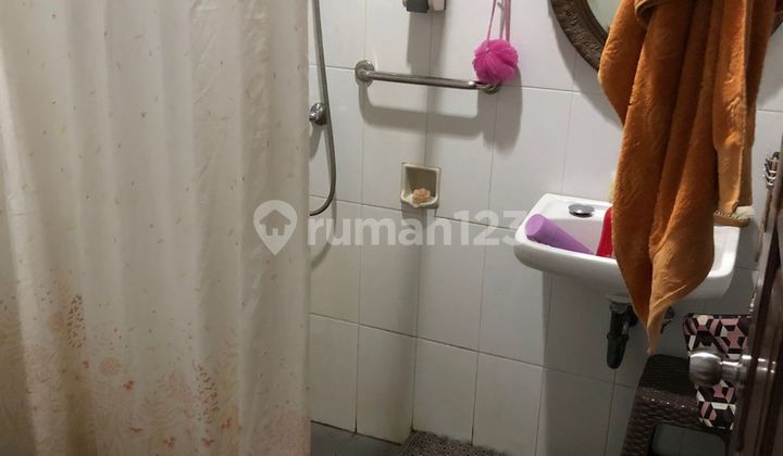 Rumah 2 Lantai Komplek Robina Townhouse Jatiwaringin Siap Huni 2