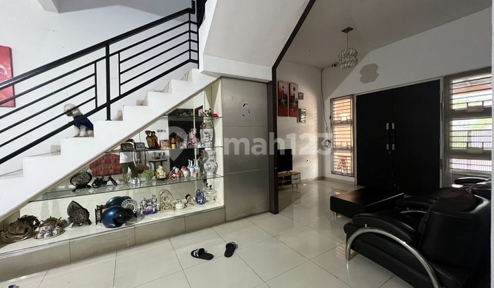 Nice SHM House in The Gading Residence, Jl. Arteri Kelapa Gading, Pegangsaan Dua, Kelapa Gading, North Jakarta City, DKI Jakarta, Indonesia, 14250, Kelapa Gading