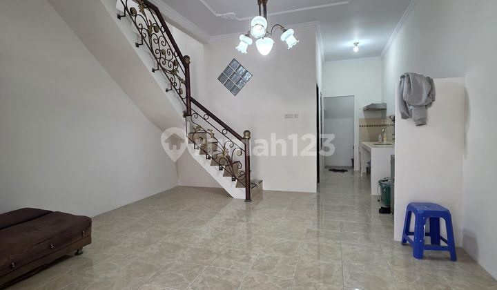 Dijual Rumah 2 Lantai di Jl Nusa Indah, Cengkareng 2