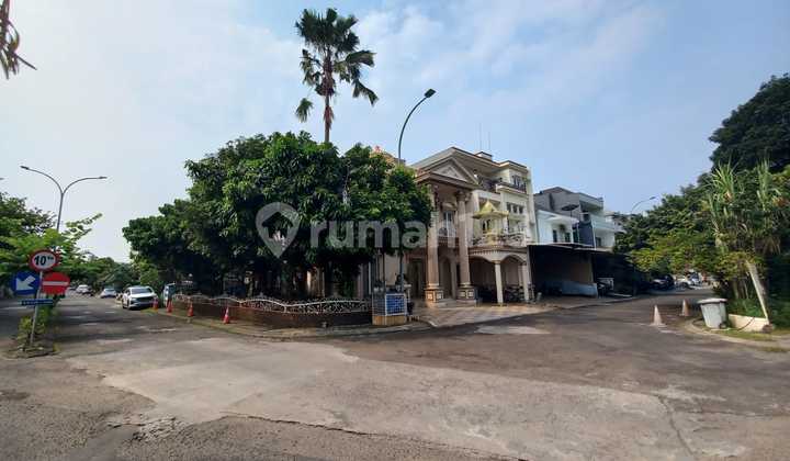 Rumah Cantik Hoek Premier Mansion, Jakarta Utara Bagus 2